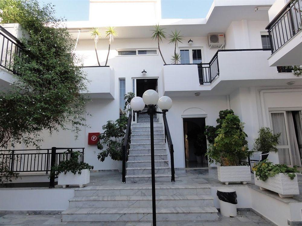 Hotel Athina Karavomylos Eksteriør bilde