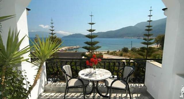 Hotel Athina Karavomylos Eksteriør bilde