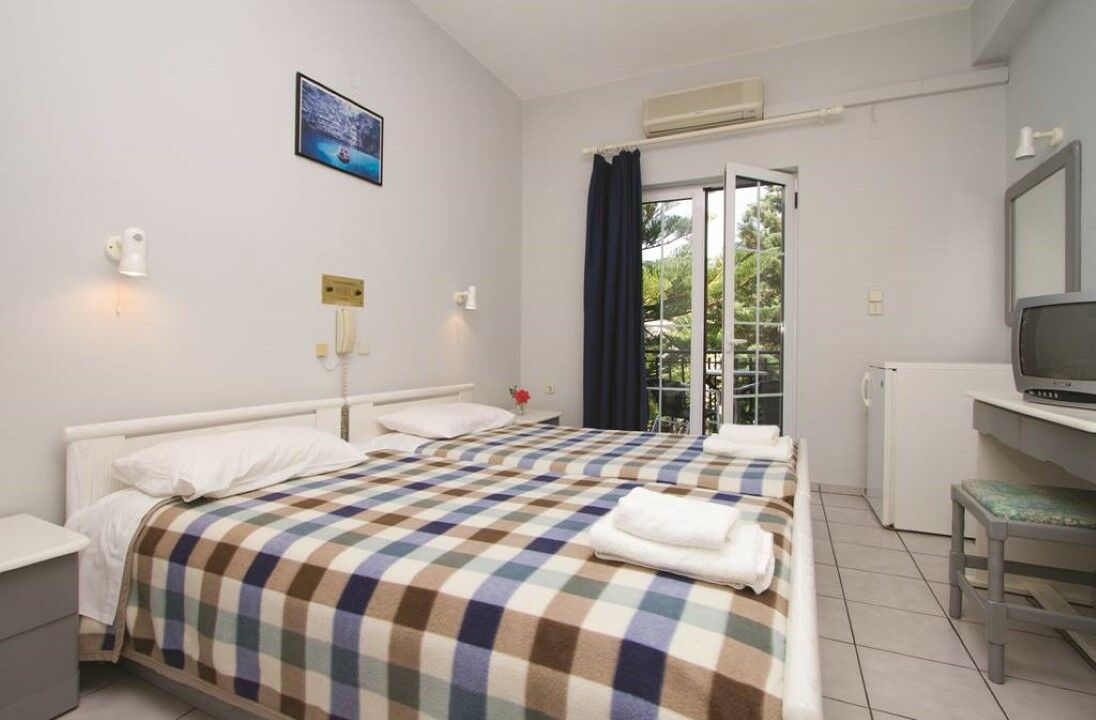 Hotel Athina Karavomylos Eksteriør bilde